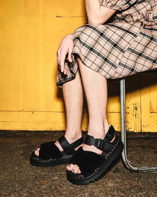 Sandalias Ligeras Dr. Martens Voss Fluffy Faux Fur Strap Mujer Negros MX-89140